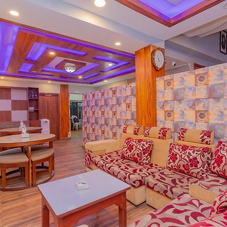 Oyo 799 Hotel Tik Tok Pvt Ltd. Catmandu Exterior foto