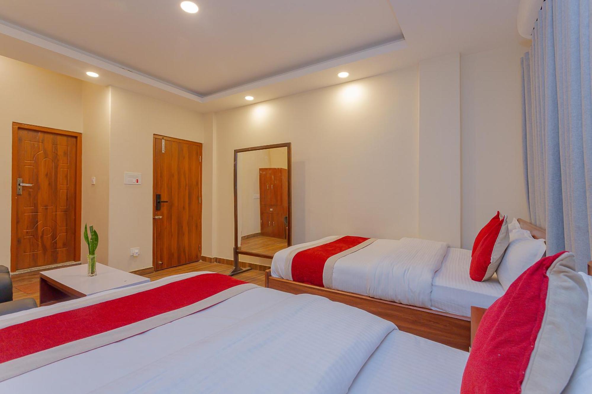 Oyo 799 Hotel Tik Tok Pvt Ltd. Catmandu Exterior foto