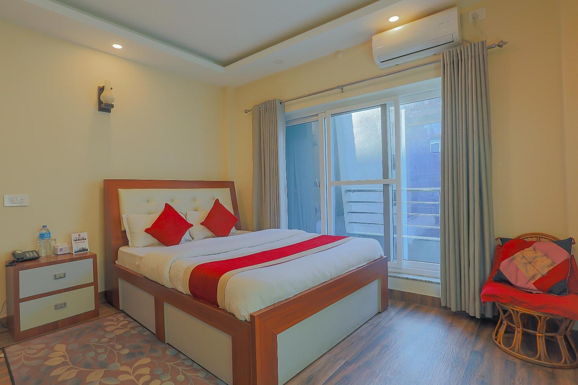 Oyo 799 Hotel Tik Tok Pvt Ltd. Catmandu Exterior foto